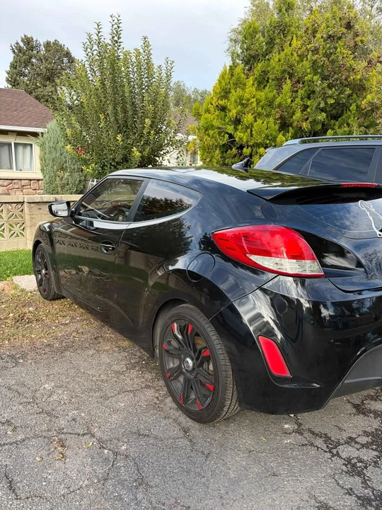 2012 Hyundai Veloster - Image 7 of 11