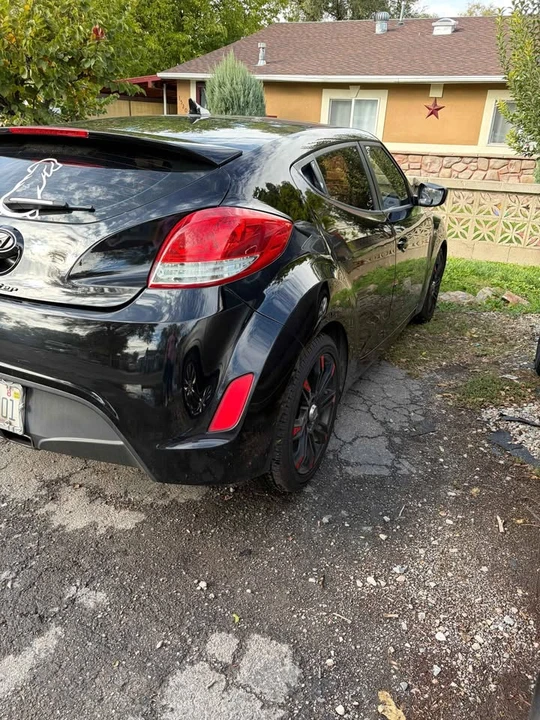 2012 Hyundai Veloster - Image 8 of 11
