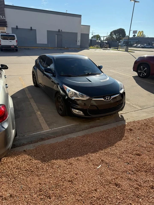 2012 Hyundai Veloster - Image 4 of 4