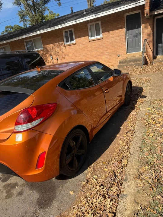 2012 Hyundai Veloster - Image 3 of 3