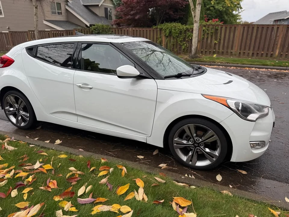 2012 Hyundai Veloster - Image 12 of 12