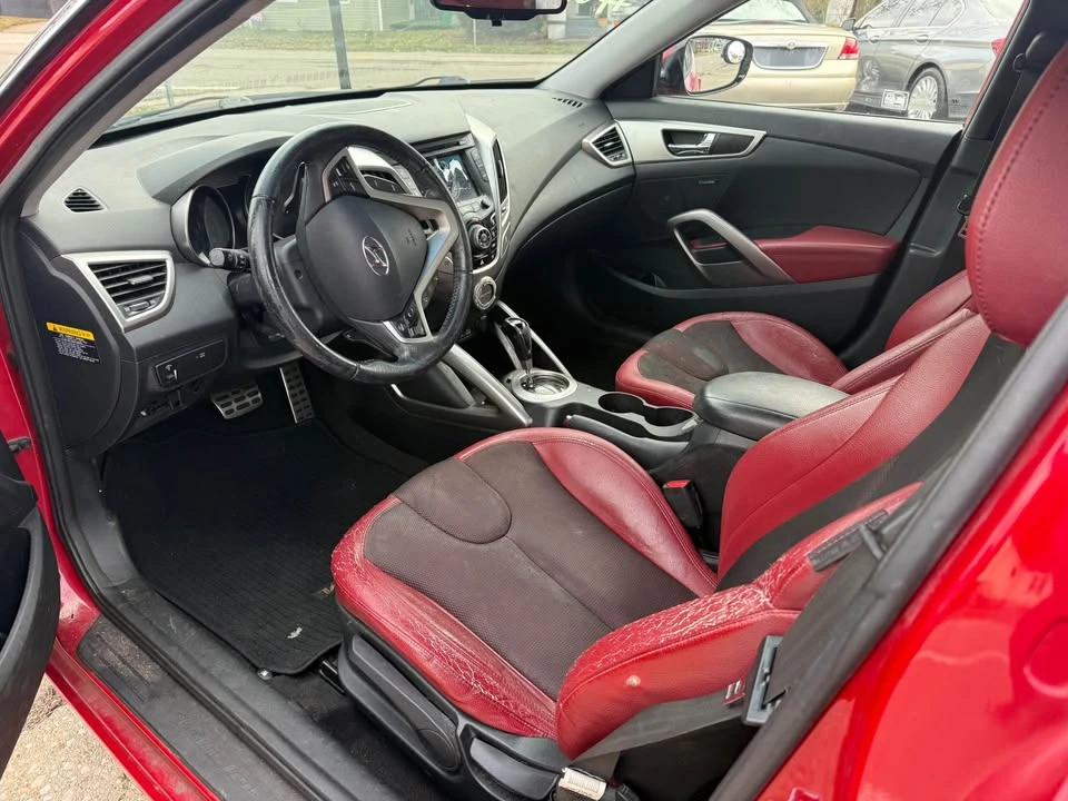 2012 Hyundai Veloster - Image 9 of 10