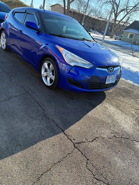 2012 Hyundai Veloster - Image 2 of 11
