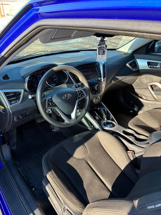 2012 Hyundai Veloster - Image 5 of 11