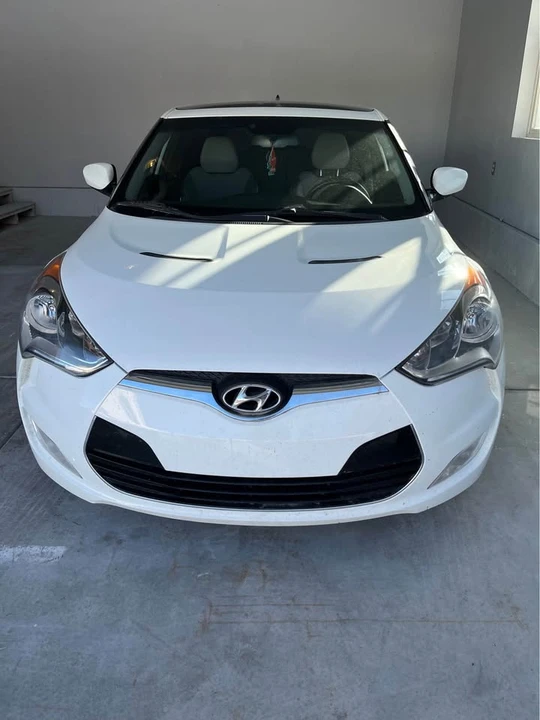 2012 Hyundai Veloster - Image 3 of 10