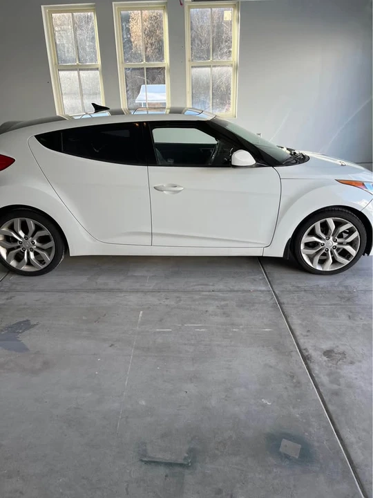 2012 Hyundai Veloster - Image 8 of 10