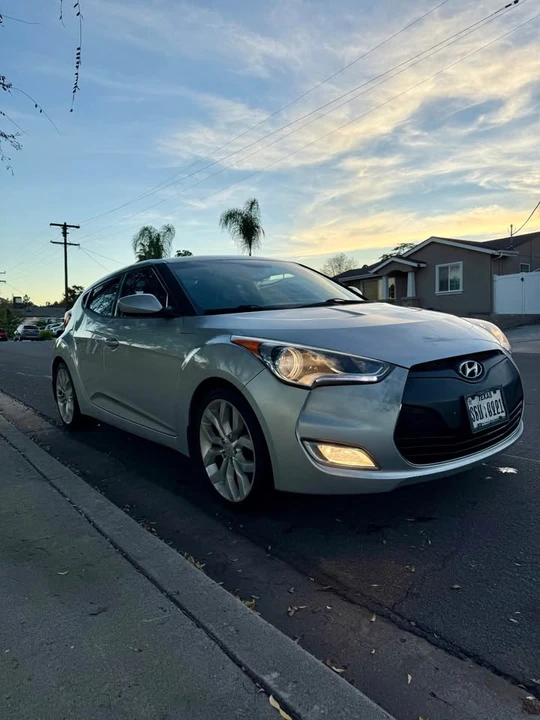 2012 Hyundai Veloster - Image 3 of 15