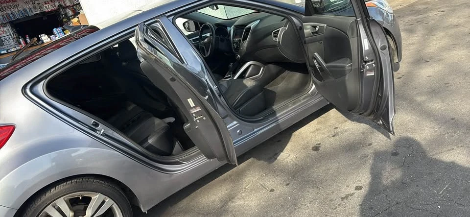 2012 Hyundai Veloster - Image 5 of 7