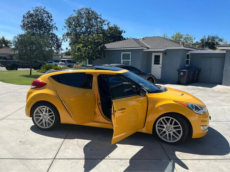 2012 Hyundai Veloster - Image 5 of 16