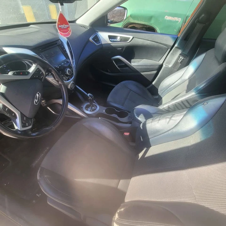 2012 Hyundai Veloster - Image 6 of 9