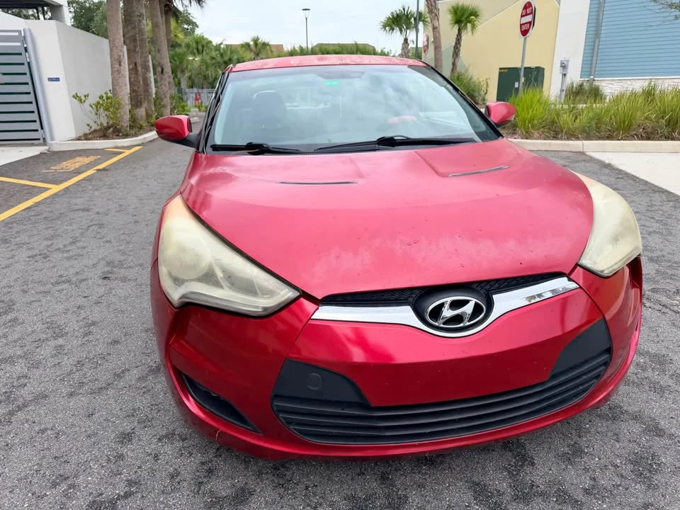 2012 Hyundai Veloster - Image 2 of 7