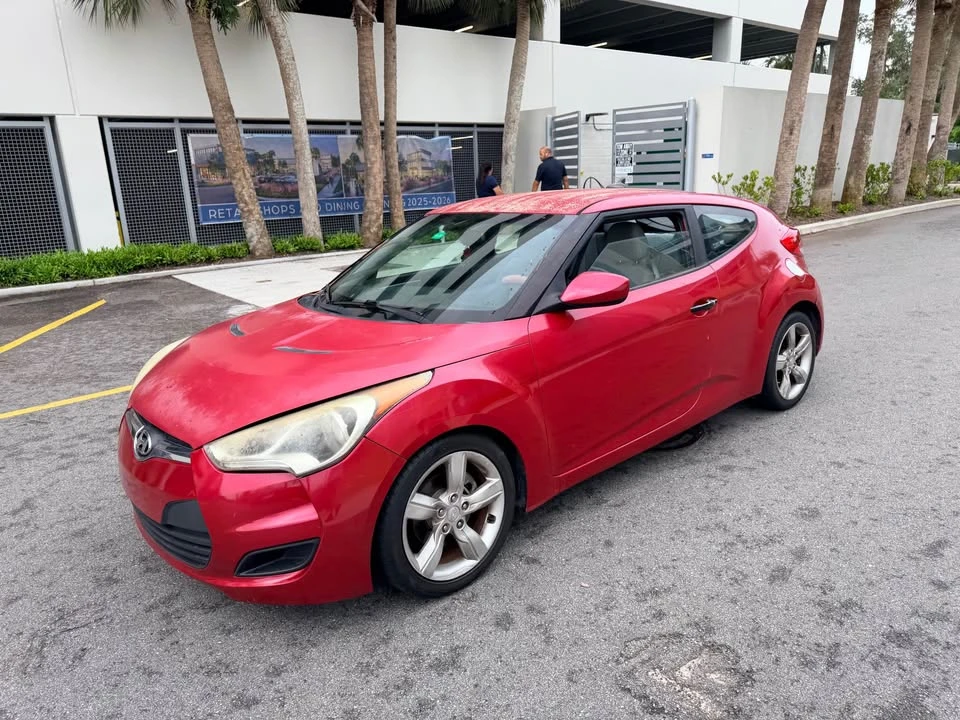 2012 Hyundai Veloster - Image 6 of 7