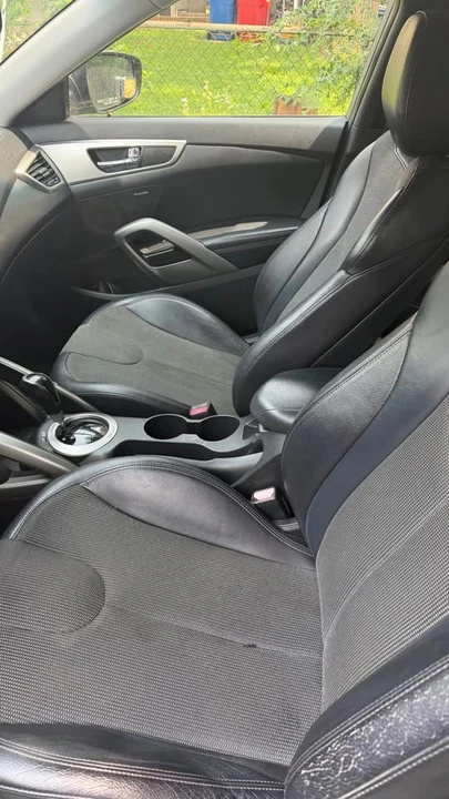 2012 Hyundai Veloster - Image 7 of 10