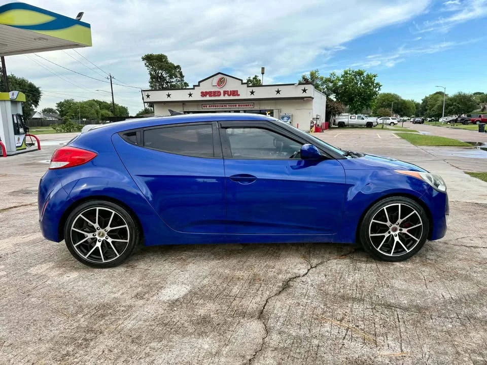 2012 Hyundai Veloster - Image 5 of 13