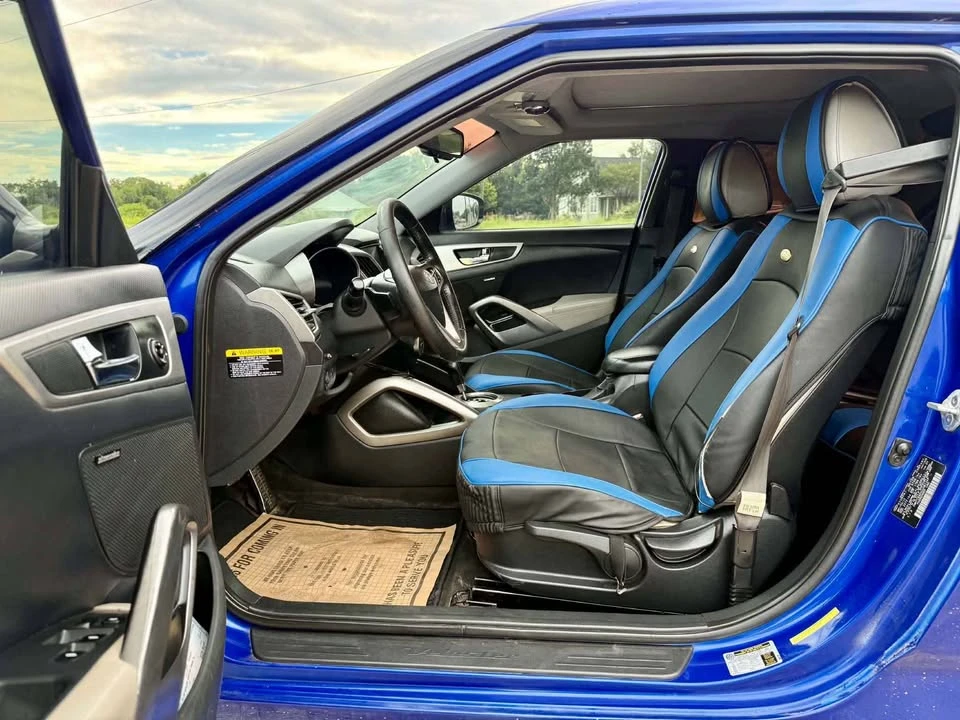 2012 Hyundai Veloster - Image 8 of 13