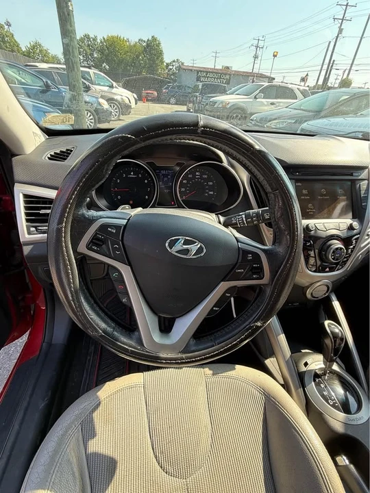 2012 Hyundai Veloster - Image 12 of 16