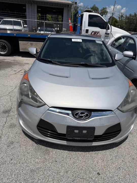 2012 Hyundai Veloster - Image 2 of 9