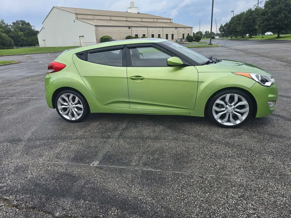2012 Hyundai Veloster - Image 4 of 9