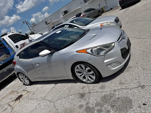 2012 Hyundai Veloster · 2.0 Coupe 3D