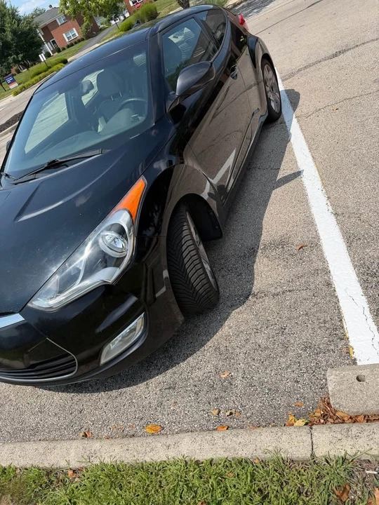 2012 Hyundai Veloster - Image 10 of 13