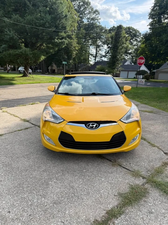 2012 Hyundai Veloster - Image 2 of 7