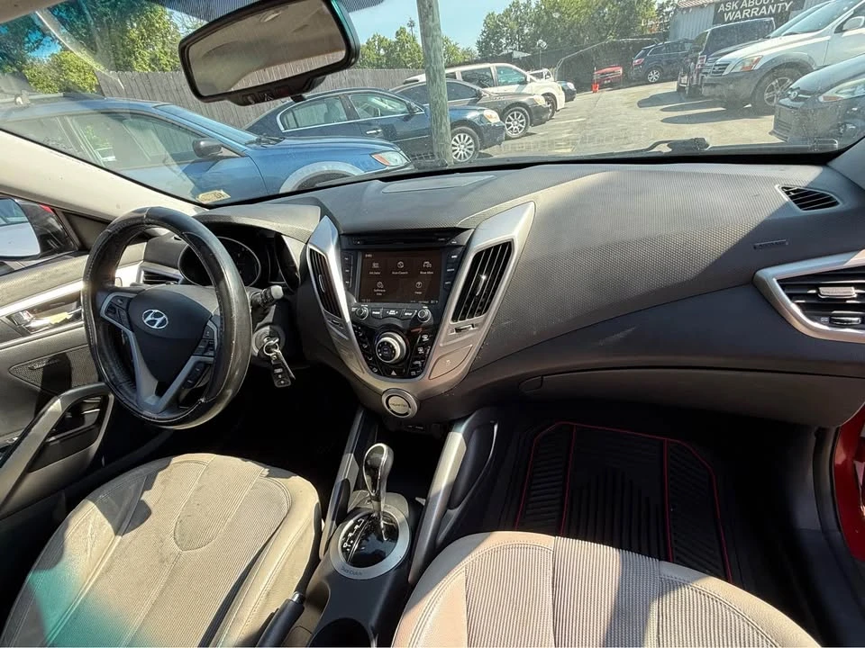 2012 Hyundai Veloster - Image 9 of 16