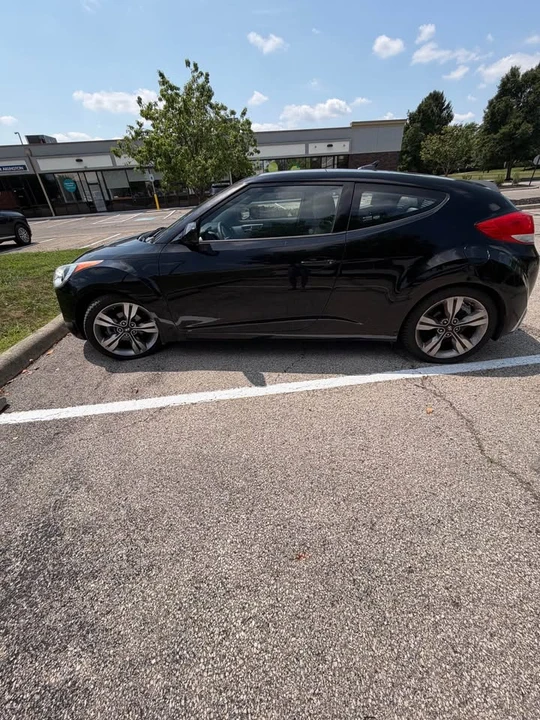 2012 Hyundai Veloster - Image 8 of 13