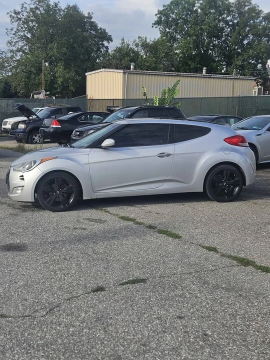2012 Hyundai Veloster - Image 9 of 11
