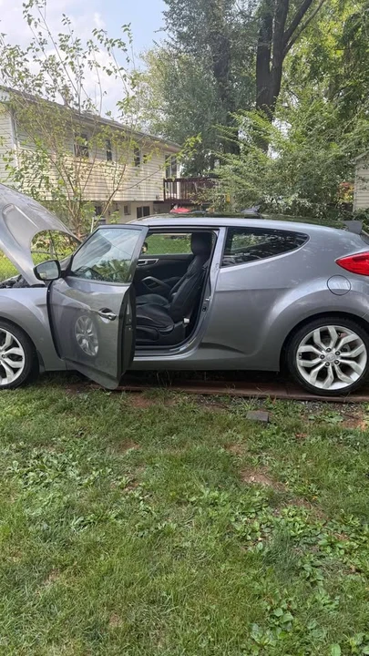 2012 Hyundai Veloster - Image 10 of 10