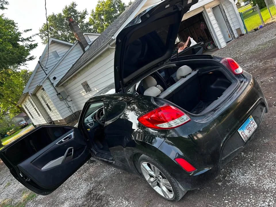 2012 Hyundai Veloster - Image 4 of 12
