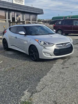 2012 Hyundai Veloster 2.0 Coupe 3D