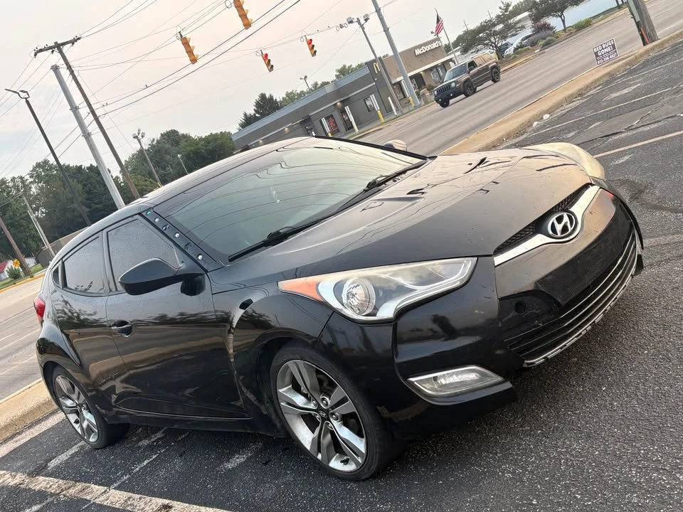2012 Hyundai Veloster - Image 10 of 12