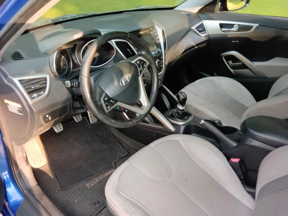 2012 Hyundai Veloster - Image 7 of 12