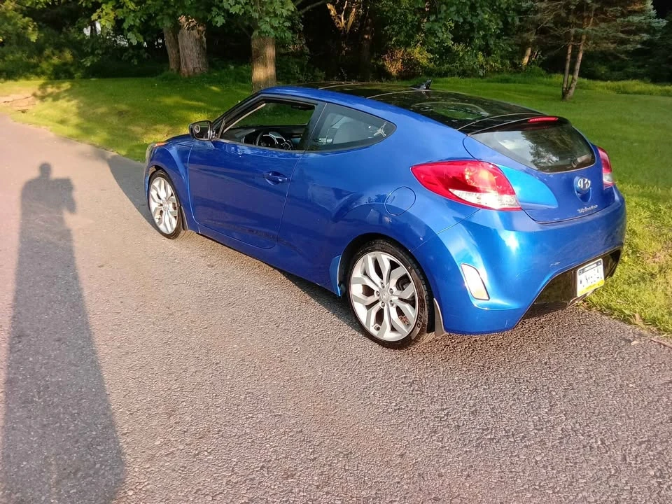 2012 Hyundai Veloster - Image 3 of 12