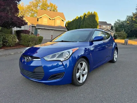 2012 Hyundai Veloster 2.0 Coupe 3D