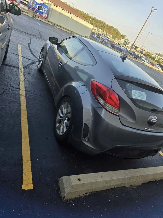 2012 Hyundai Veloster - Image 7 of 9
