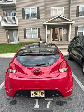 2012 Hyundai Veloster 2.0 Coupe 3D