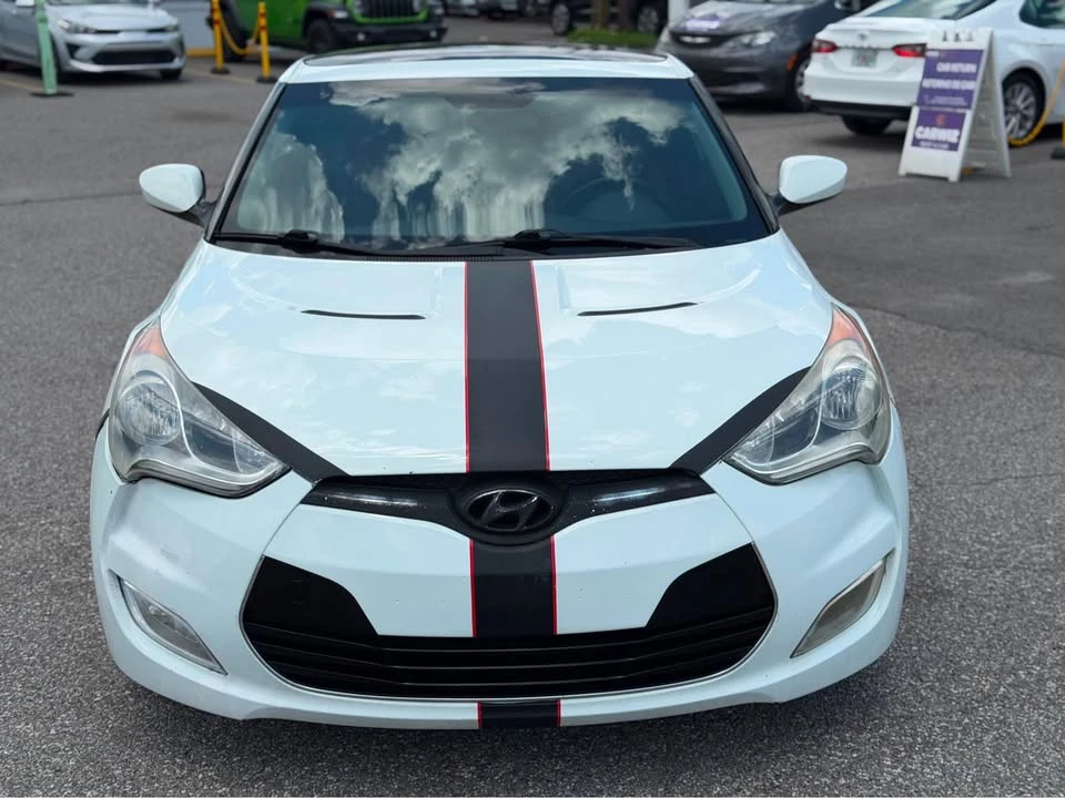 2012 Hyundai Veloster - Image 11 of 15