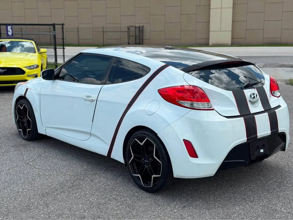 2012 Hyundai Veloster - Image 4 of 15