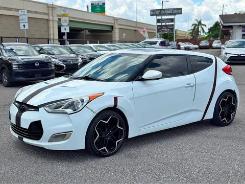 2012 Hyundai Veloster 2.0 Coupe 3D