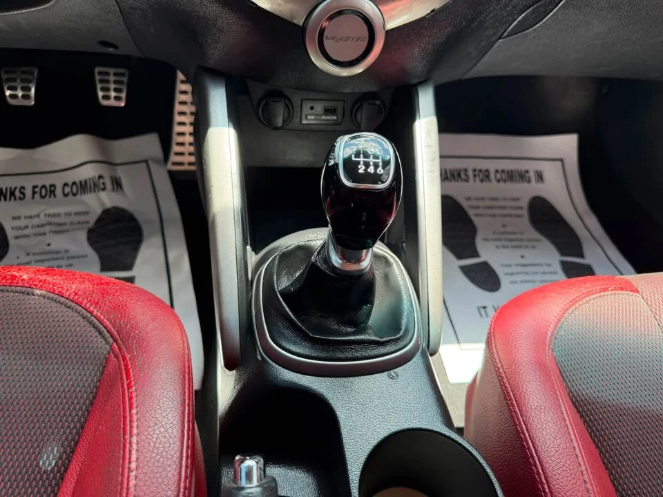 2012 Hyundai Veloster - Image 5 of 15