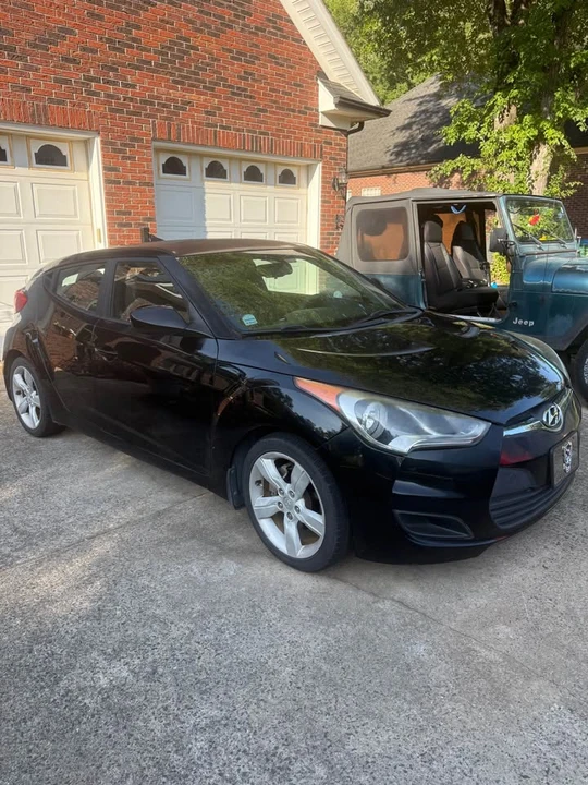 2012 Hyundai Veloster - Image 3 of 4