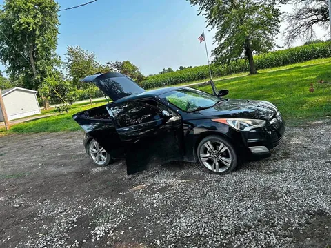 2012 Hyundai Veloster 2.0 Coupe 3D