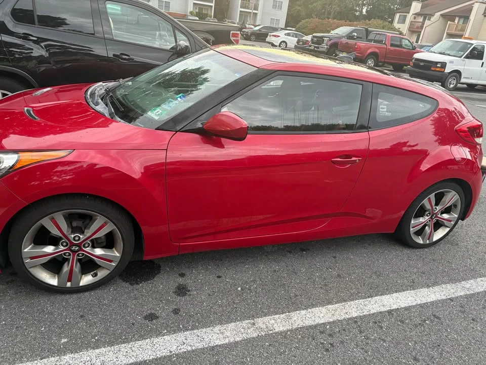 2012 Hyundai Veloster - Image 5 of 8