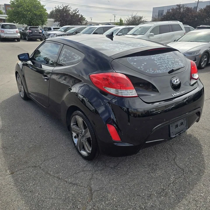 2012 Hyundai Veloster - Image 7 of 15