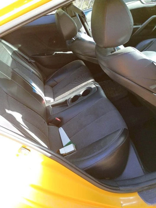 2012 Hyundai Veloster - Image 11 of 12