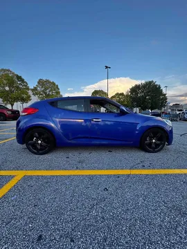 2012 Hyundai Veloster 2.0 Coupe 3D