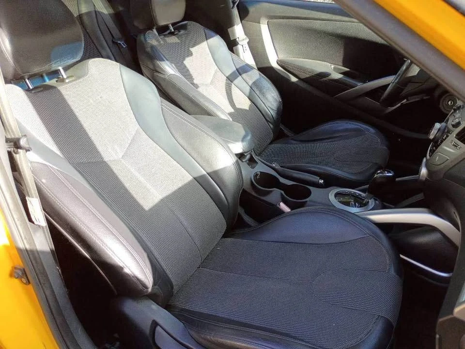 2012 Hyundai Veloster - Image 7 of 12
