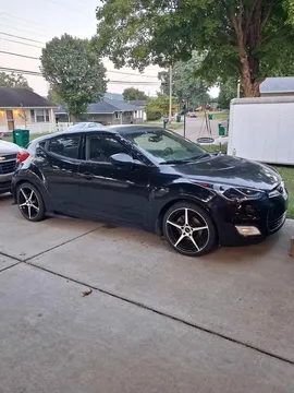 2012 Hyundai Veloster 2.0 Coupe 3D
