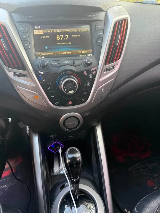 2012 Hyundai Veloster - Image 7 of 11
